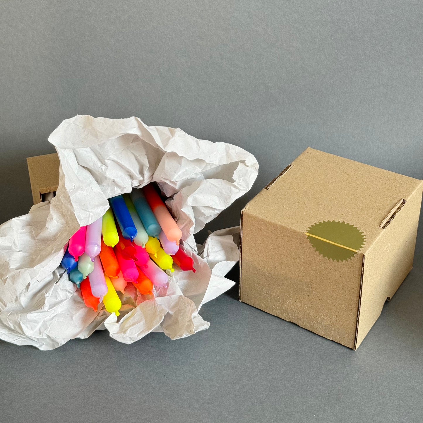 FEIERLICHTER XL | 24er-Set Geburtstagskerzen | knallbunt - neon