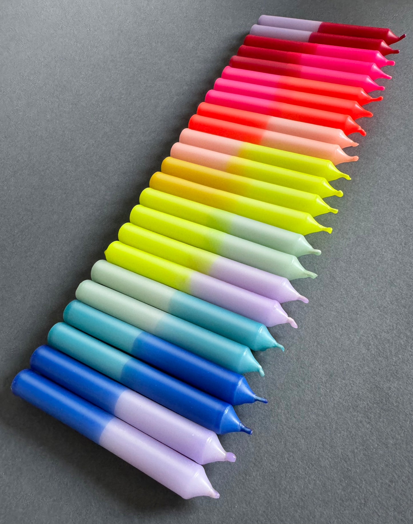 FEIERLICHTER XL | 24er-Set Geburtstagskerzen | knallbunt - neon