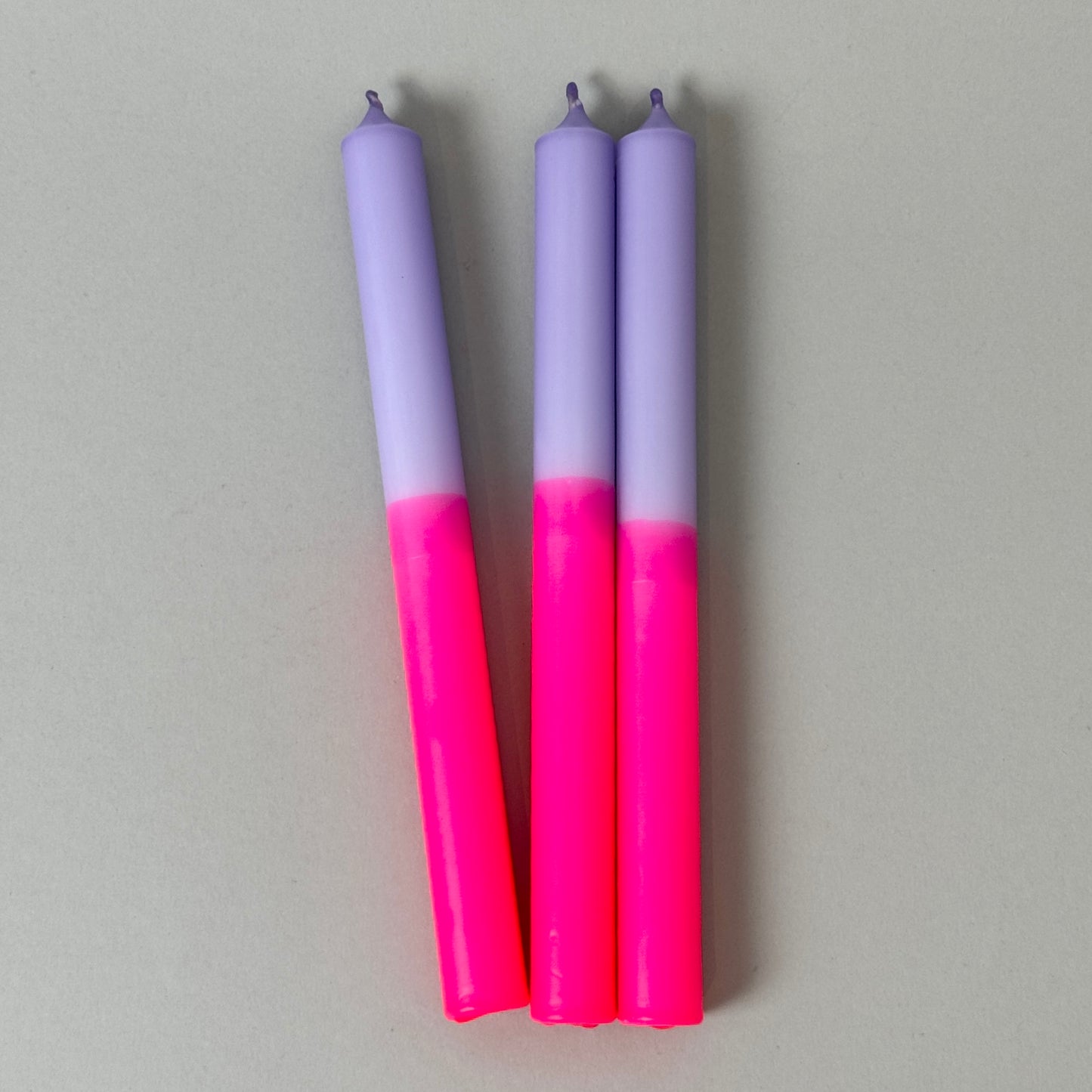 LILABRISE | Stabkerzen | Neonpink + Malve